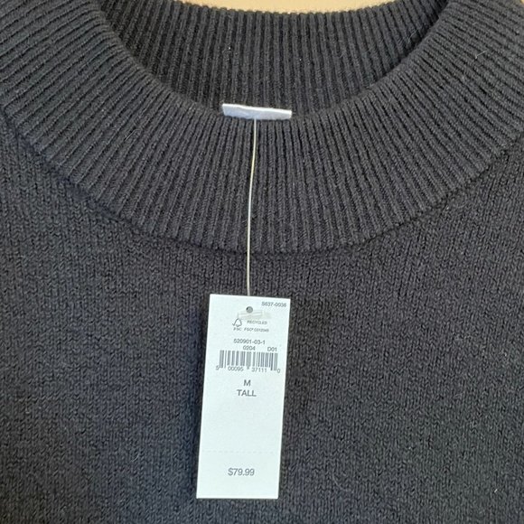 Never Worn Woman's Dress - Picture 5 of 5